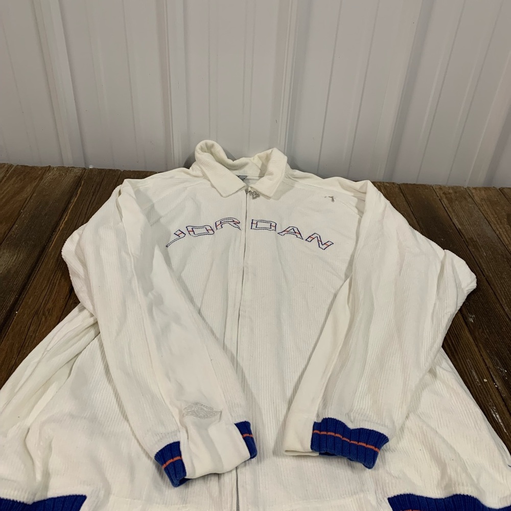Vintage Jordan Full Zip. - Picture 5 of 7